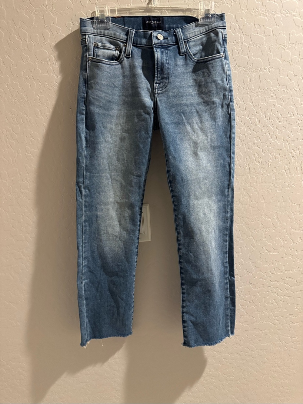 Lightwash Jeans - Classic Slim Fit